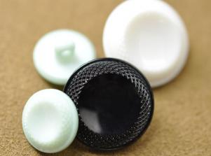 6791玻璃切割造型NYLON BUTTON